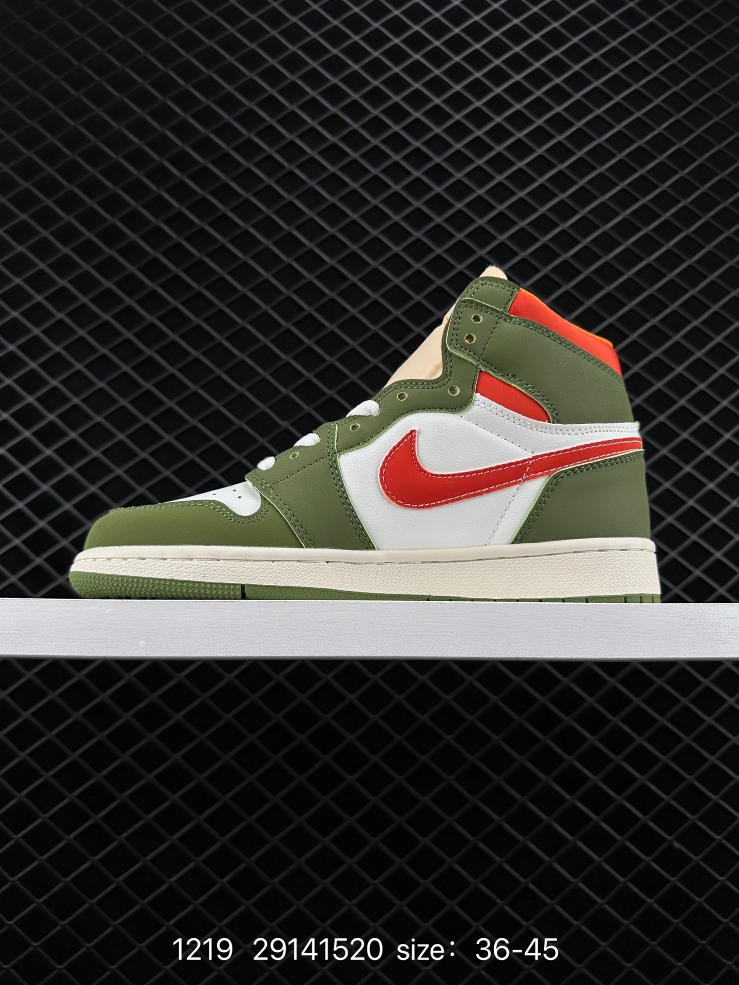 Nike Air Jordan 1 Retro High OG”Black/White“